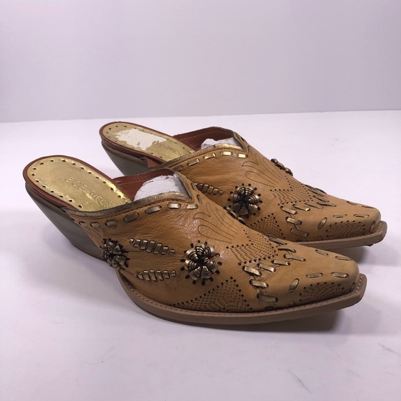 BCBGirls Shoes - BCBGirls Western Shoes Cowboy Boots Slip-On Mules